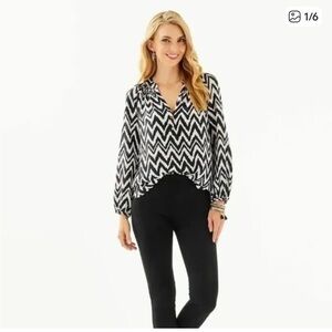 Lilly Pulitzer Elsa Silk Blouse Get Your Chev On Black White Size Large
